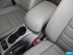 2013款 2.0T 自动 四驱尊贵型 5座