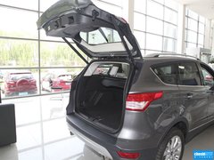 2013款 2.0T 自动 四驱尊贵型 5座