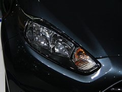 2013款 三厢 1.5L 自动 旗舰型