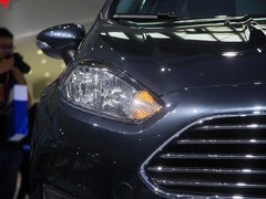 2013款 三厢 1.5L 自动 旗舰型