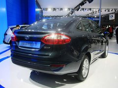 2013款 三厢 1.5L 自动 旗舰型