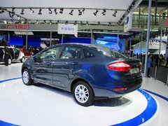 2013款 三厢 1.5L 自动 旗舰型