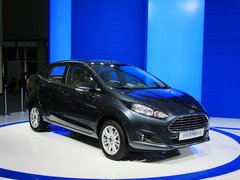 2013款 三厢 1.5L 自动 旗舰型