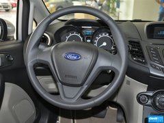 2013款 三厢 1.5L 自动 旗舰型