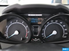 2013款 三厢 1.5L 自动 旗舰型