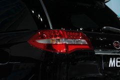 2013款 2.4L 手动 尊贵型 7座