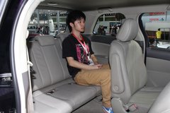 2013款 2.4L 手动 尊贵型 7座