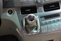 2013款 2.4L 手动 尊贵型 7座