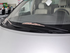 2013款 2.4L 手动 尊贵型 7座
