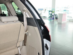2013款 2.4L 手动 尊贵型 7座