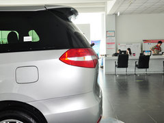 2013款 2.4L 手动 尊贵型 7座