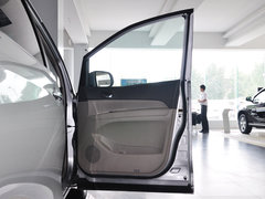 2013款 2.4L 手动 尊贵型 7座