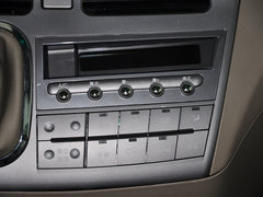 2013款 2.4L 手动 尊贵型 7座