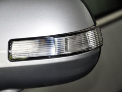 比亚迪M6 2013款 2.4L 手动 尊贵型 7座