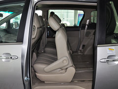 比亚迪M6 2013款 2.4L 手动 尊贵型 7座