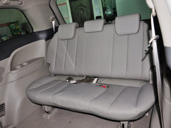 比亚迪M6 2013款 2.4L 手动 尊贵型 7座