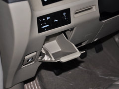 2013款 2.4L 手动 尊贵型 7座