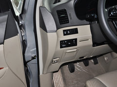 2013款 2.4L 手动 尊贵型 7座