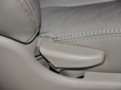 2013款 2.4L 手动 尊贵型 7座
