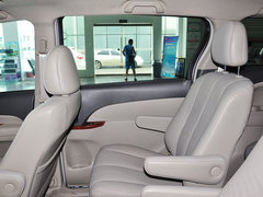 2013款 2.4L 手动 尊贵型 7座