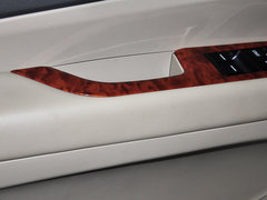 2013款 2.4L 手动 尊贵型 7座