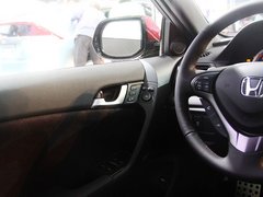 2013款 2.0L 自动 豪华版