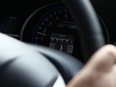 2013款 1.3L 基本型