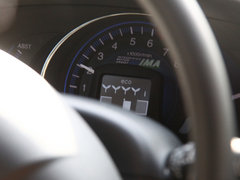 2013款 1.3L 基本型