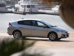 2013款 1.3L 基本型