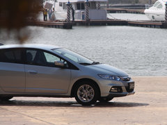 2013款 1.3L 基本型