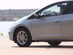 2013款 1.3L 基本型