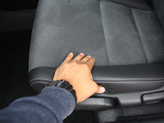 2013款 1.3L 基本型