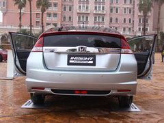 2013款 1.3L 基本型