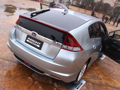 2013款 1.3L 基本型
