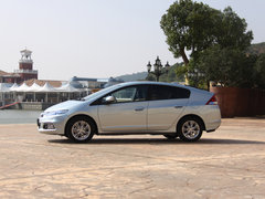 2013款 1.3L 基本型