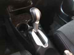 2013款 1.3L 基本型