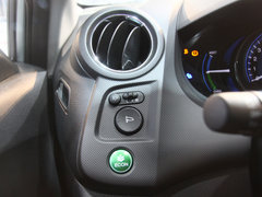 2013款 1.3L 基本型