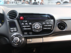 2013款 1.3L 基本型
