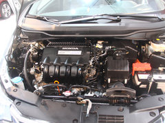 2013款 1.3L 基本型