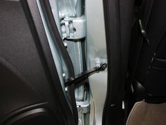 2013款 1.3L 基本型