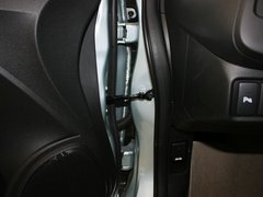 2013款 1.3L 基本型