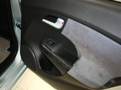 2013款 1.3L 基本型