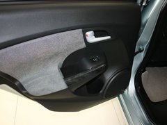 2013款 1.3L 基本型