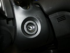 2013款 1.3L 基本型