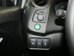 2013款 1.3L 基本型