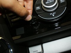 2013款 1.3L 基本型