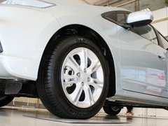 2013款 1.3L 基本型