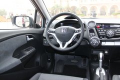 2013款 1.3L 基本型