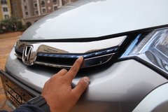 2013款 1.3L 基本型