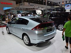 2013款 1.3L 基本型